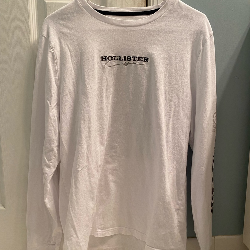 Holister Long Sleeve Graphic